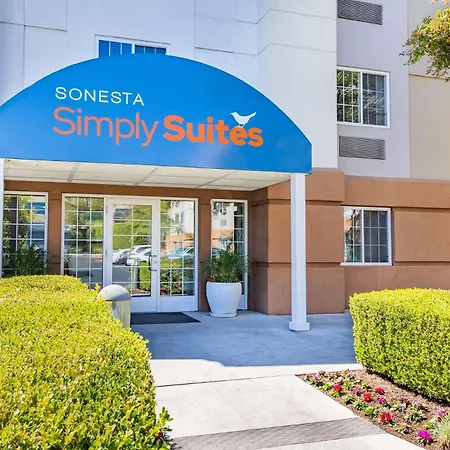 Sonesta Simply Suites Lansing